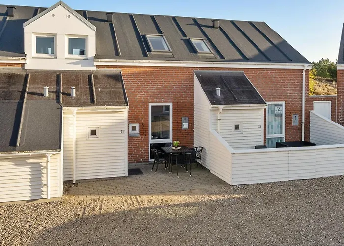 Apartment Enita - 2-3km From The Sea By Interhome