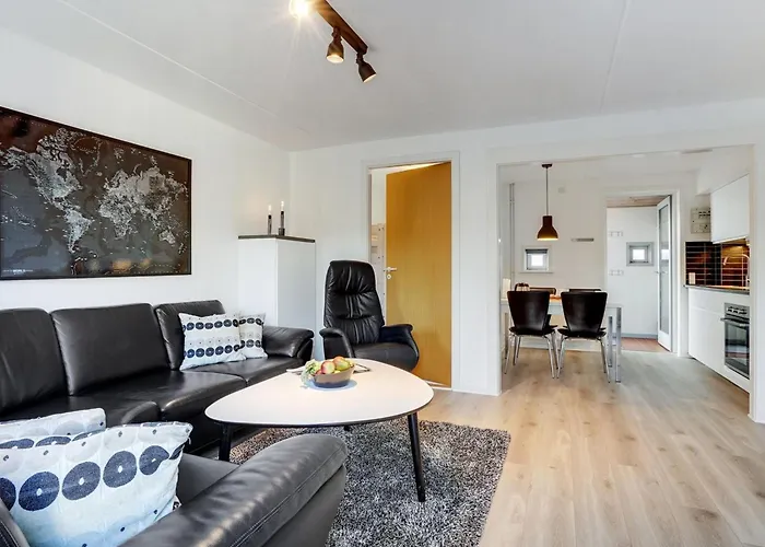 Apartment Enita - 2-3km From The Sea By Interhome *