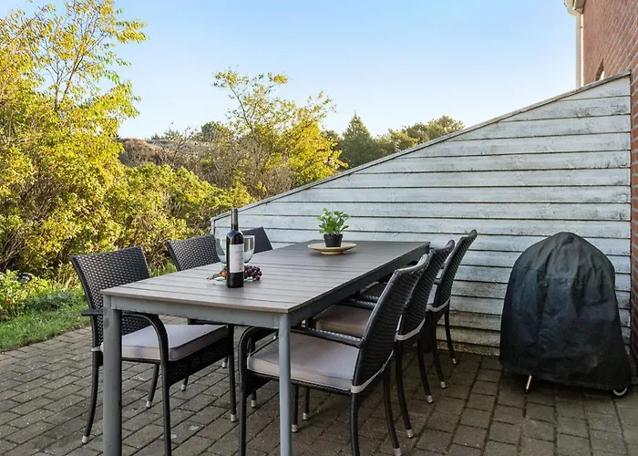 Appartement Enita - 2-3km From The Sea By Interhome *